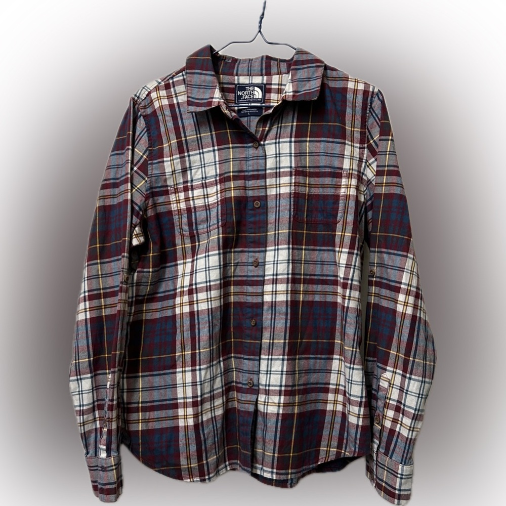 The North Face Women’s Button Up Plaid Flannel Shirt Roll Tab Sleeves. Size L